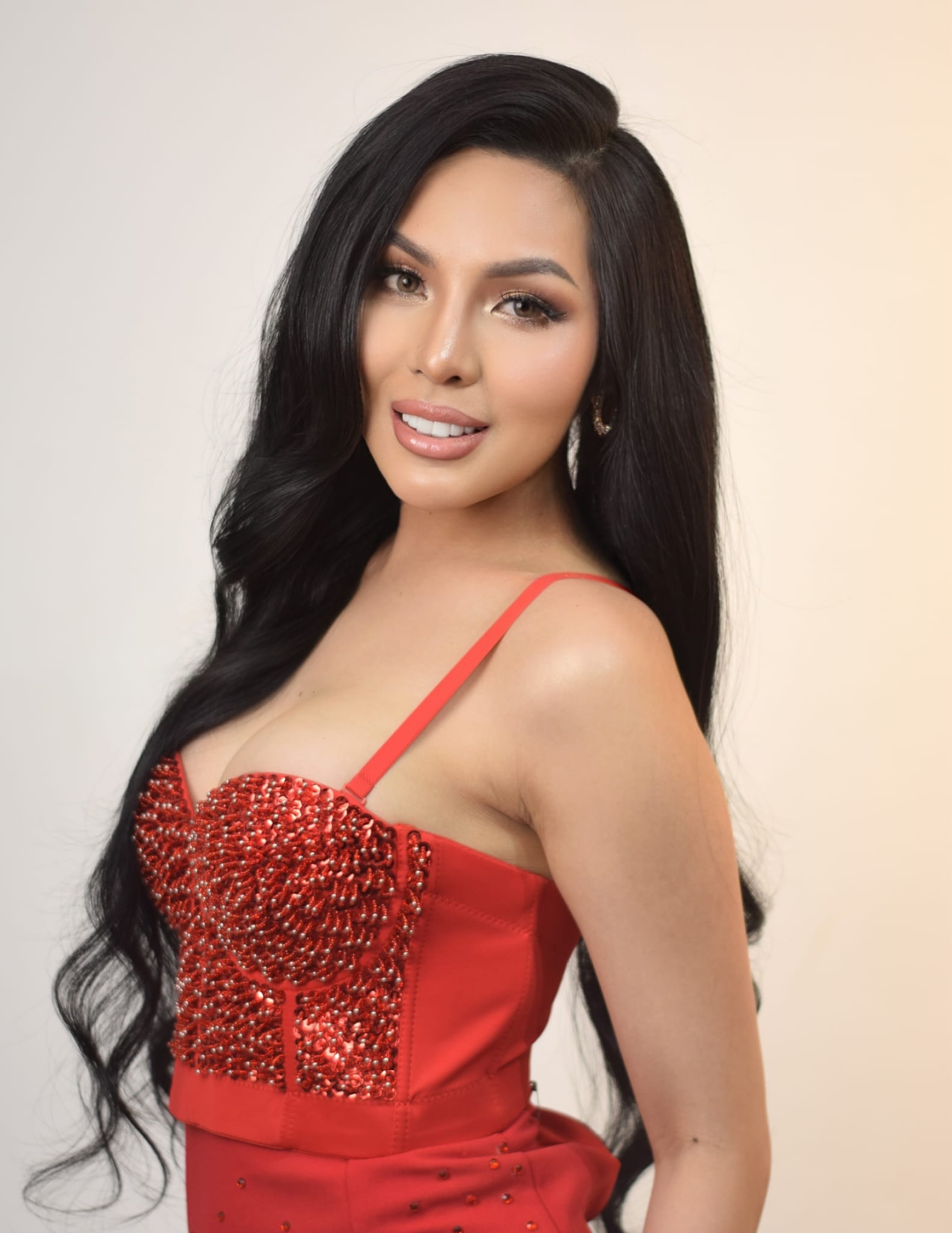 kim red bustier front smile
